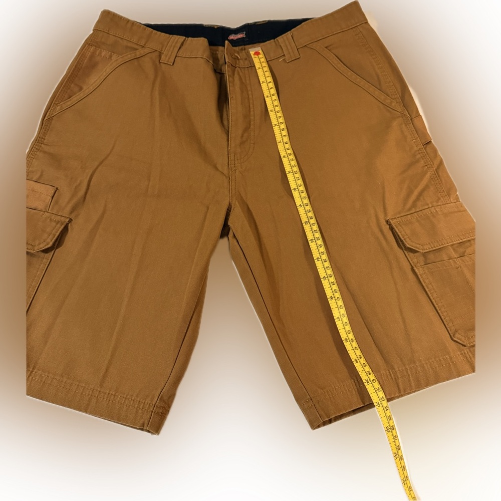 Dickies Tan Cargo Shorts for Men